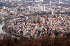 Porte de garage à Lyon